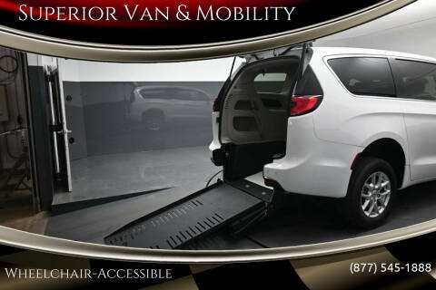2024 Chrysler Pacifica Touring L