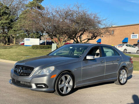 2011 Mercedes-Benz E-Class for sale at Luxury Auto Finder in Batavia IL