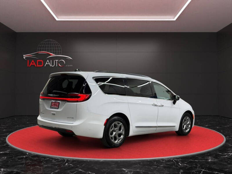 2023 Chrysler Pacifica Limited