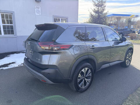 2021 Nissan Rogue SV