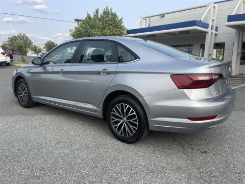 2021 Volkswagen Jetta R-Line