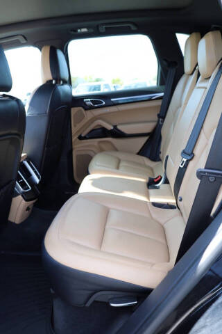 2015 Porsche Cayenne S