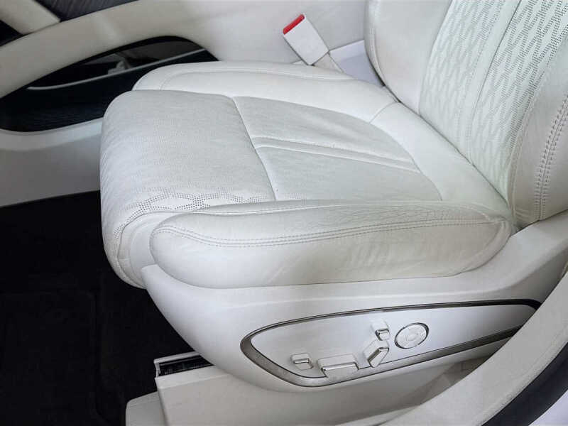 2019 Lincoln Nautilus Black Label