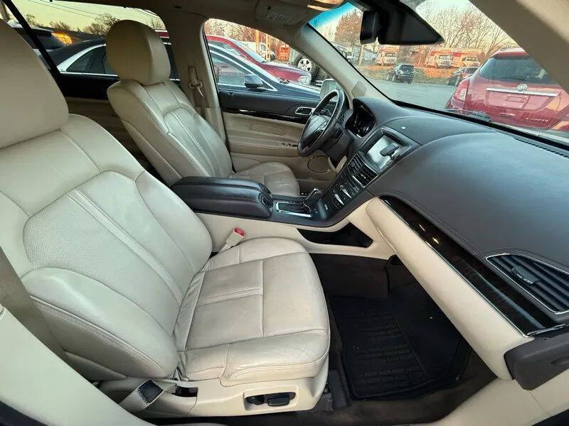 2014 Lincoln MKT Ecoboost