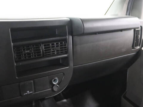 2022 Chevrolet Express 2500