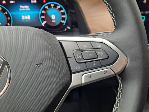 2025 Volkswagen Atlas SE