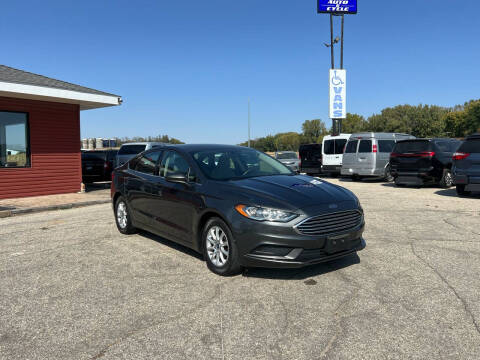 2017 Ford Fusion for sale at Summit Auto & Cycle in Zumbrota MN