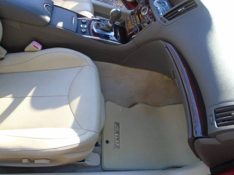 2013 Infiniti G37 Convertible