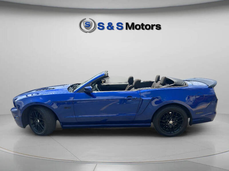 2013 Ford Mustang