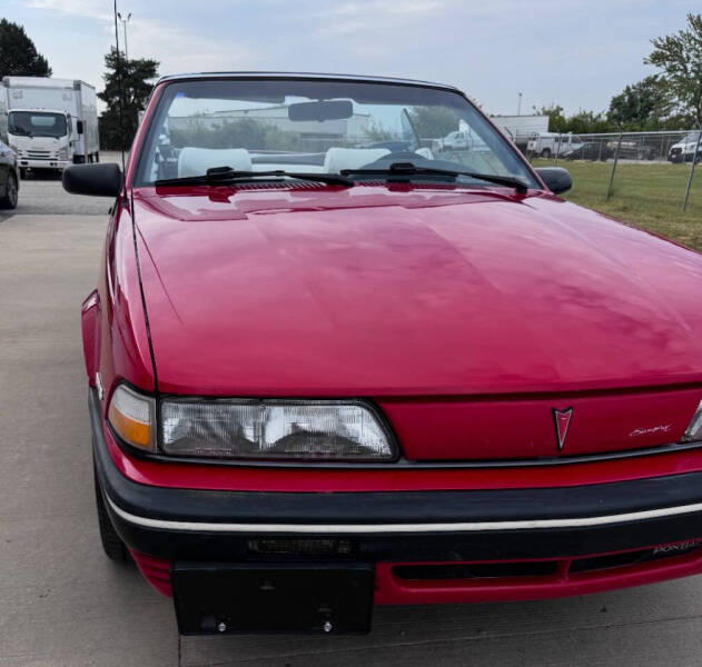 1991 Pontiac Sunbird LE