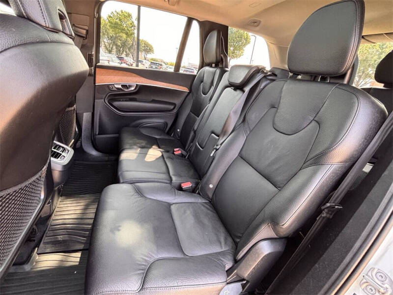 2023 Volvo XC90 B5 Plus Bright Theme