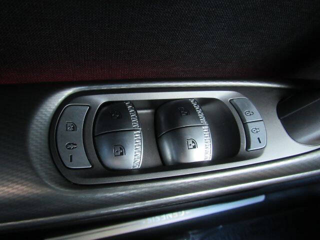 2024 Genesis GV60 Standard