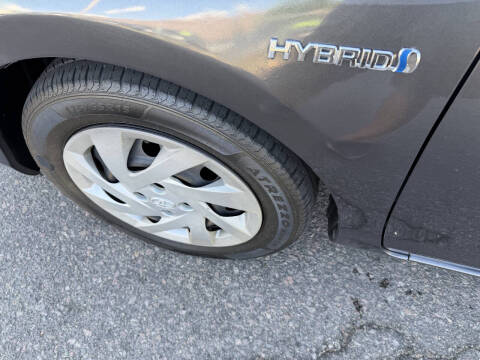 2015 Toyota Prius c Two