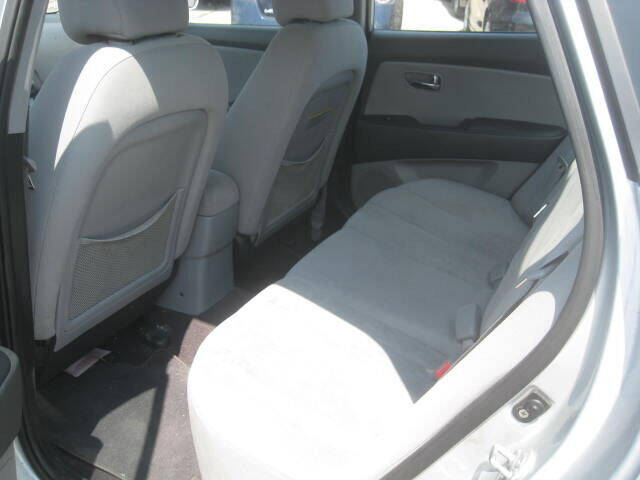 2010 Hyundai Elantra GLS photo 9