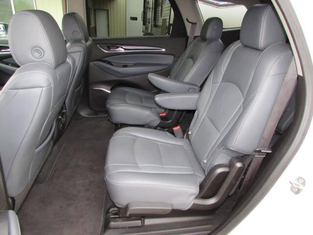 2021 Buick Enclave Essence