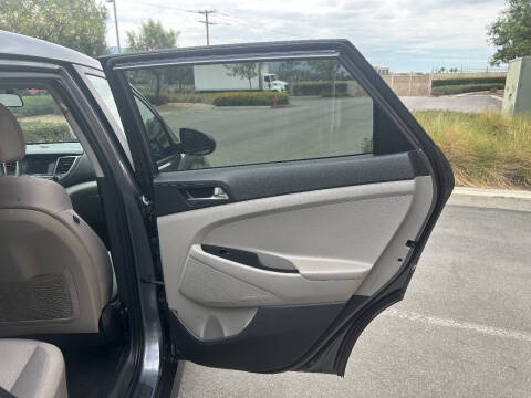 2016 Hyundai Tucson SE