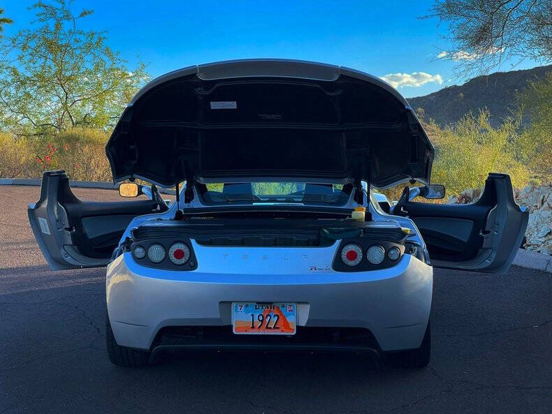 2008 Tesla Roadster
