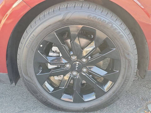 2024 Kia Carnival SX