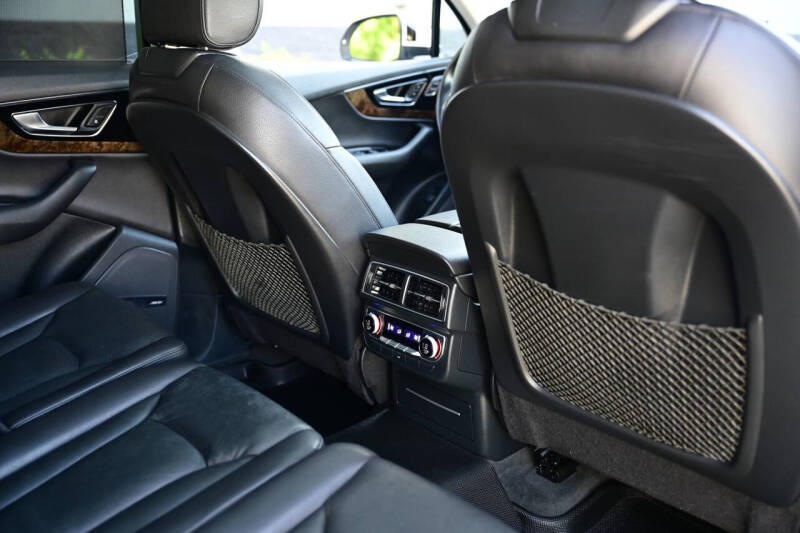 2017 Audi Q7 3.0T quattro Premium Plus