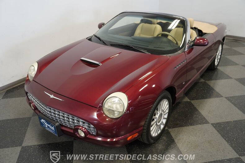 2004 Ford Thunderbird Deluxe