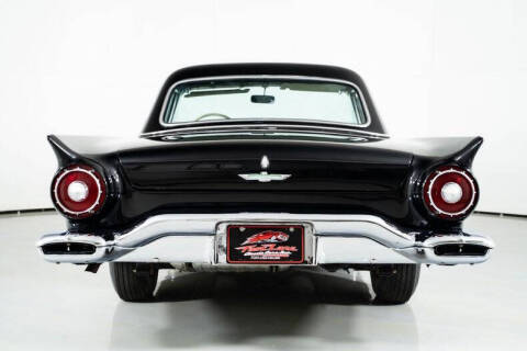 1957 Ford Thunderbird