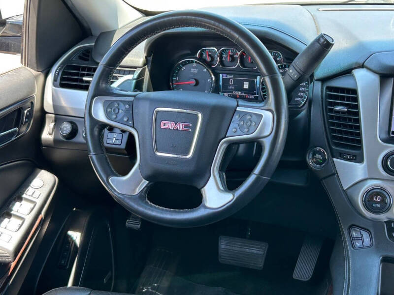 2017 GMC Yukon XL SLT