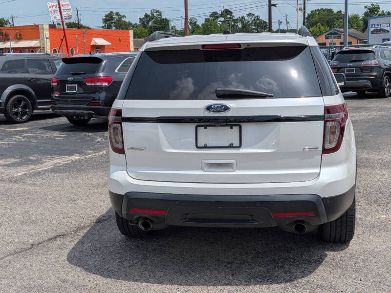 2013 Ford Explorer Sport