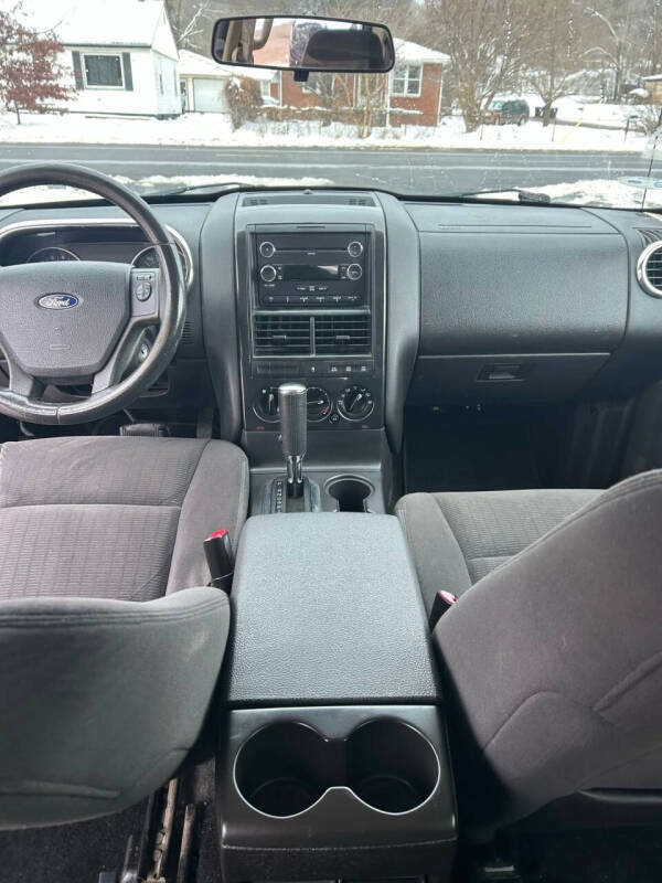 2010 Ford Explorer XLT