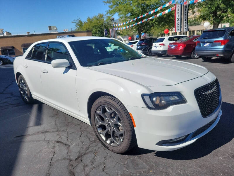 2017 Chrysler 300 S