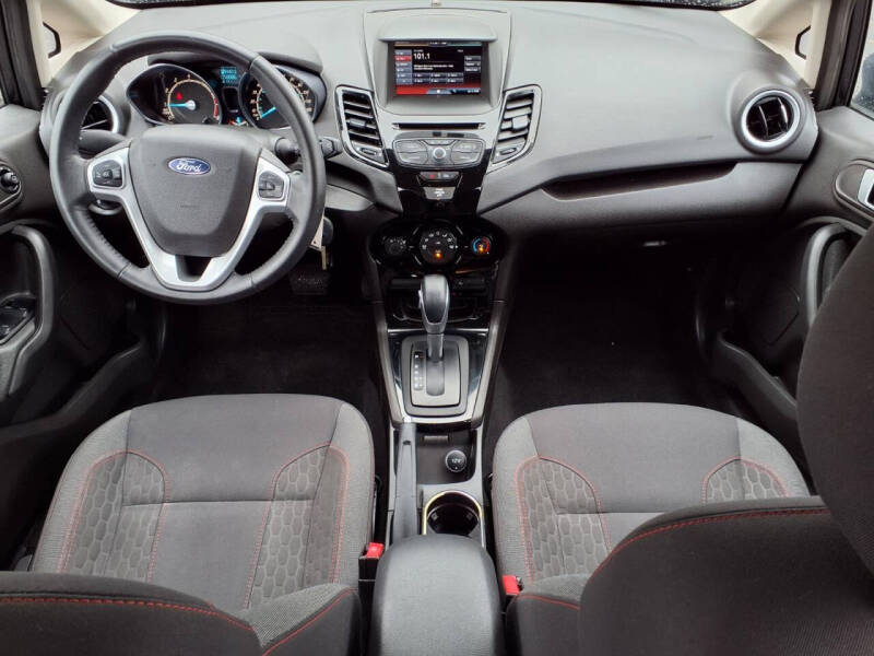 2014 Ford Fiesta SE