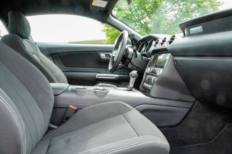 2021 Ford Mustang