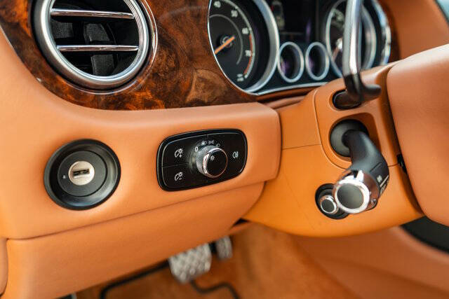 2018 Bentley Continental 24