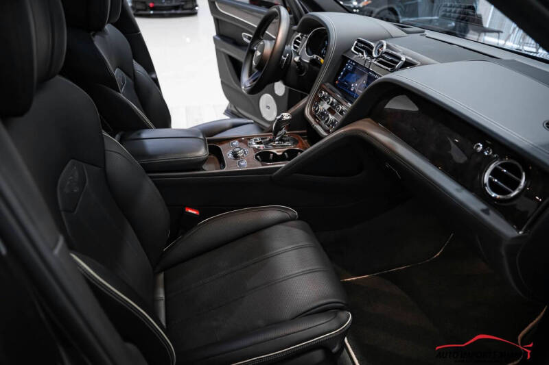 2021 Bentley Bentayga V8