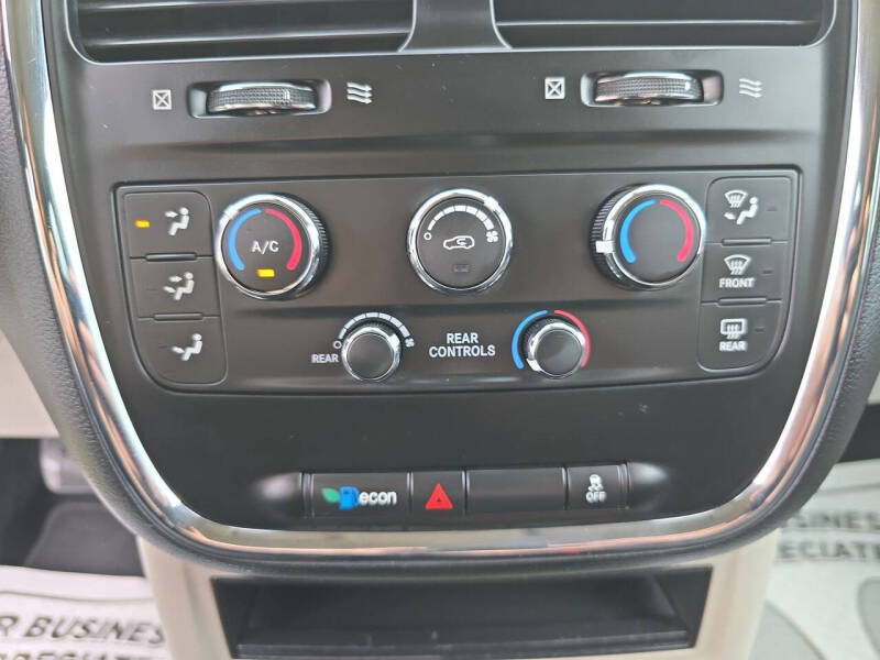 2020 Dodge Grand Caravan SE