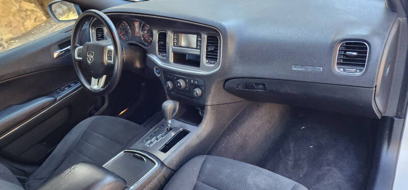 2013 Dodge Charger SE