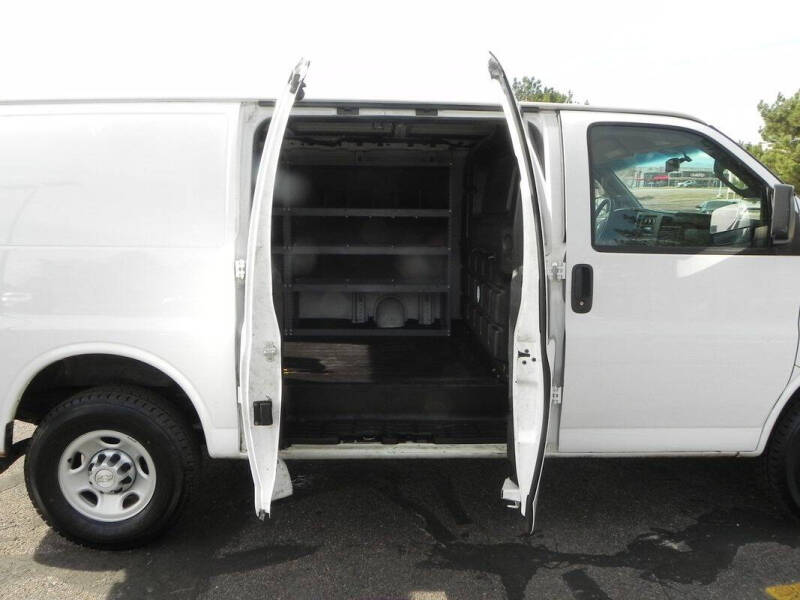 2019 Chevrolet Express 2500