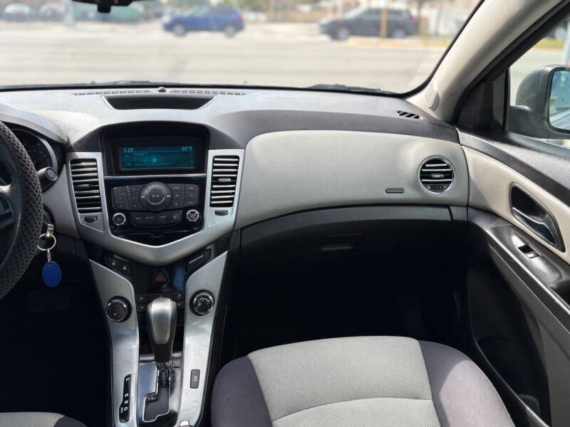 2012 Chevrolet Cruze LS