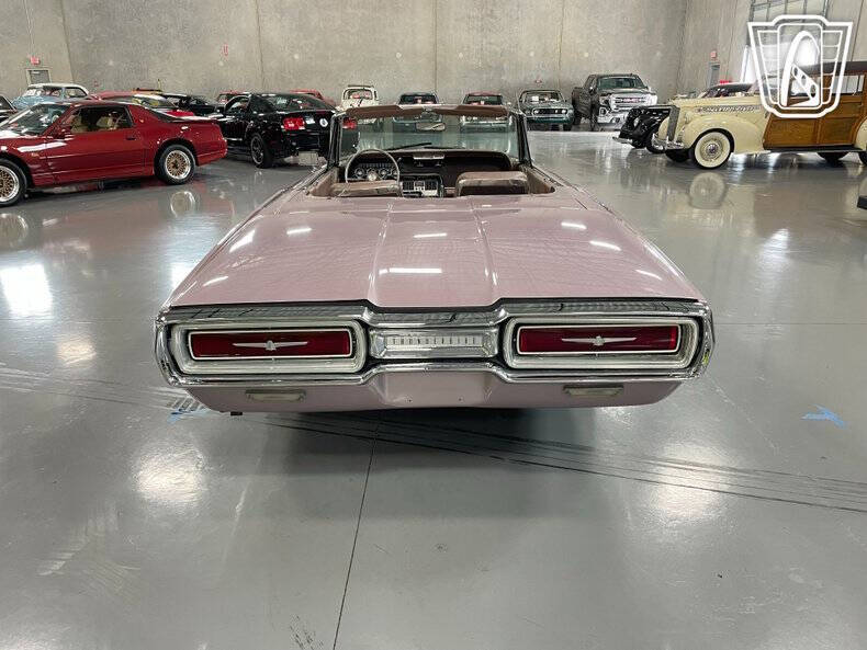 1964 Ford Thunderbird