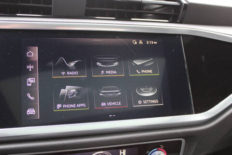 2022 Audi Q3 quattro S line Premium 45 TFSI