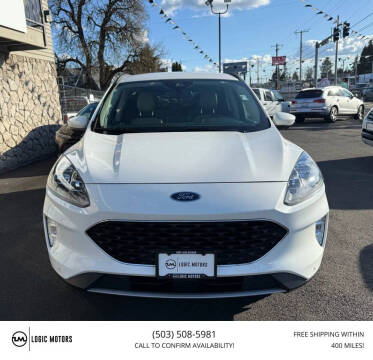 2020 Ford Escape Titanium