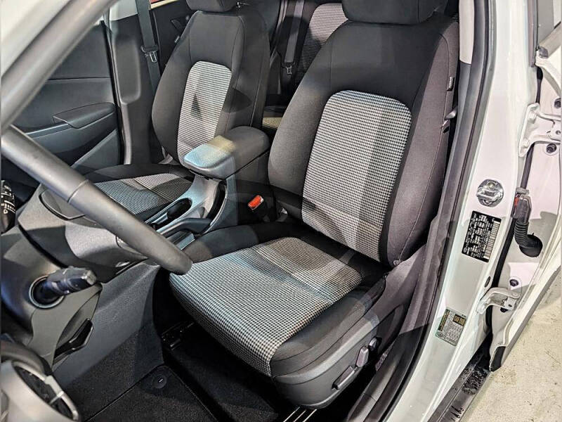 2021 Hyundai Kona SEL Plus