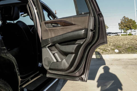 2016 Cadillac Escalade Platinum