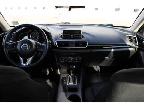 2014 Mazda MAZDA3 i Touring
