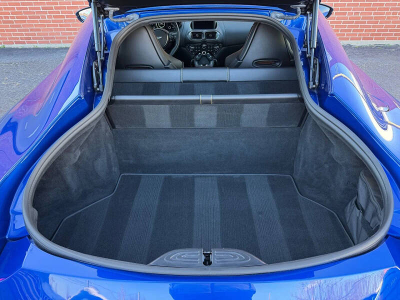 2019 Aston Martin Vantage