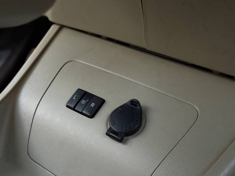 2013 Toyota Prius Four