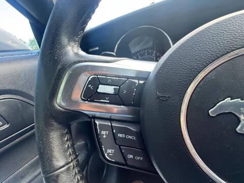 2015 Ford Mustang V6
