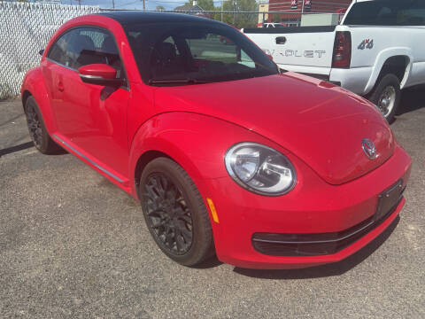 2014 Volkswagen Beetle for sale at BELOW BOOK AUTO SALES in Idaho Falls ID