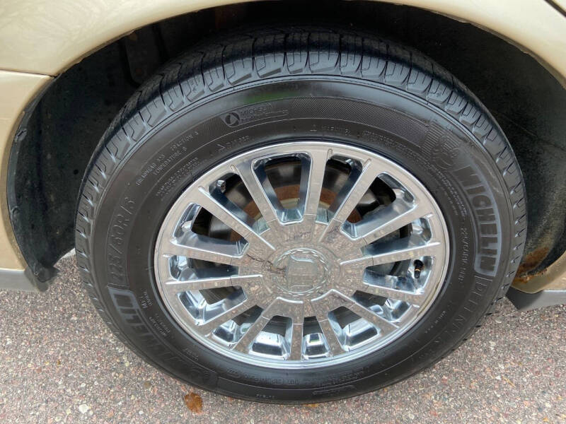 2005 Cadillac DeVille DHS