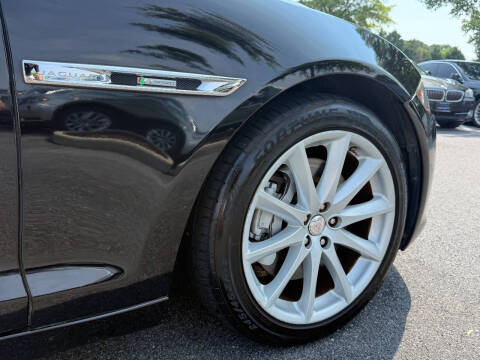 2016 Jaguar XJ R-Sport