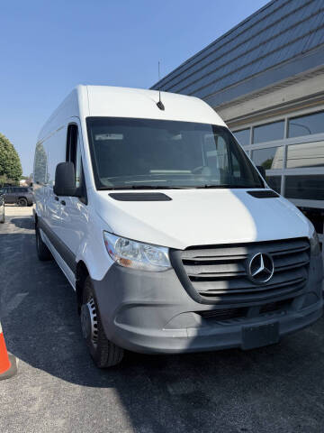 2021 Mercedes-Benz Sprinter for sale at Denali Motors in Addison IL